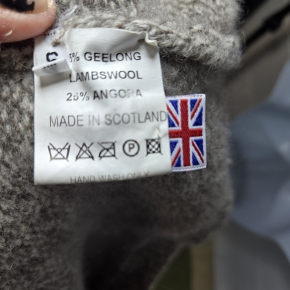 Celtic & Co Oatmeal Turtleneck Lambswool Angora Sweater Made In Scotland - Picture 4 of 10
